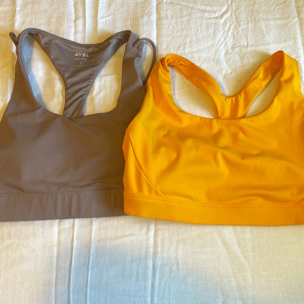 2 sports bras